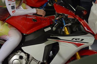 Yamaha R1 na targach motocyklowych we Wrocławiu
